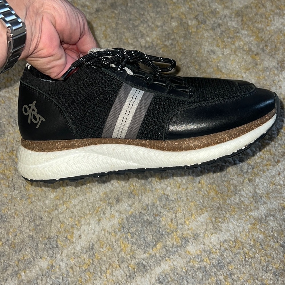 OTBT shoes